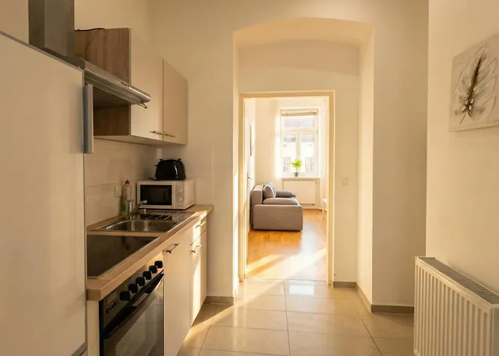 Apartman For Longstays, Comfy 1br With Wifi & Tv *