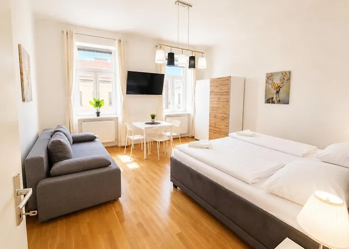 For Longstays, Comfy 1br With Wifi & Tv * Bécs