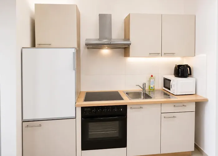Apartman For Longstays, Comfy 1br With Wifi & Tv Bécs