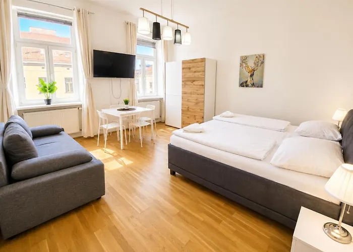 Apartman For Longstays, Comfy 1br With Wifi & Tv