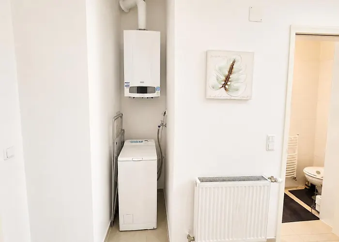 For Longstays, Comfy 1br With Wifi & Tv Apartman *